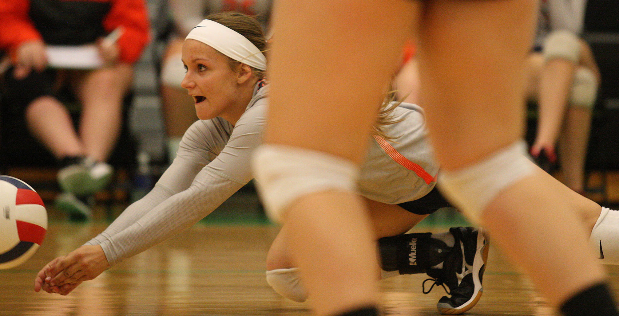 Meridian vs Cerro Gordo volleyball 8 9.19.16.jpg